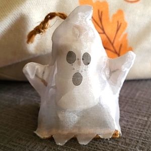 Ghost S'mores Halloween 🎃 Ordament/ Figure